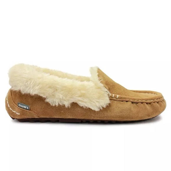 NWT LAMO Aussie Women's Moccasins in Chestnut, Sz. 9 - Picture 2 of 11